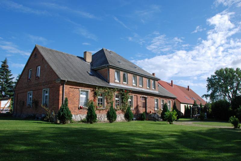 Ferienwohnungen Im Gutshaus Gnies Extérieur photo